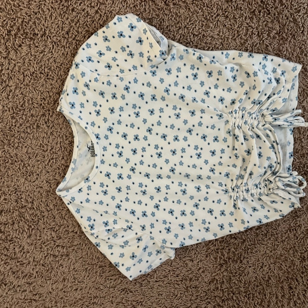 Hollister White and Blue Floral Baby Tee